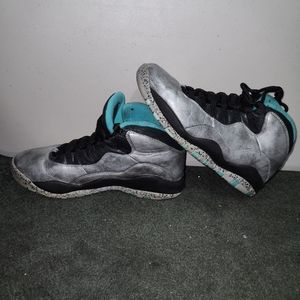 Jordan Retro 10 Liberty Edition Sneaker